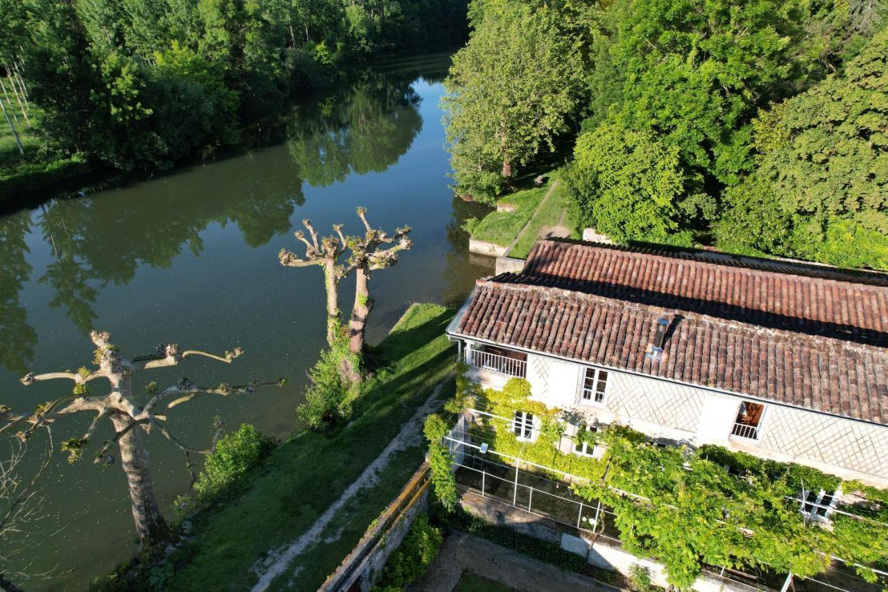 Villa Le Gué Renard-un Balcon Sur La Charente Jarnac Esterno foto